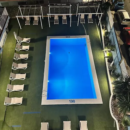 El Velero Торремолинос